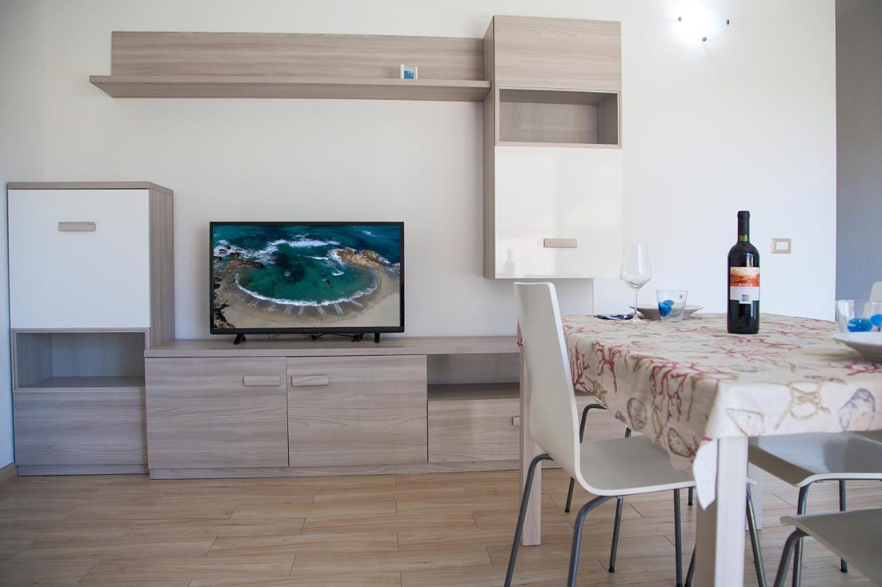 La Contessa Pool & Sea View Aparthotel ซานตา เตเรซา กัลลูรา ภายนอก รูปภาพ