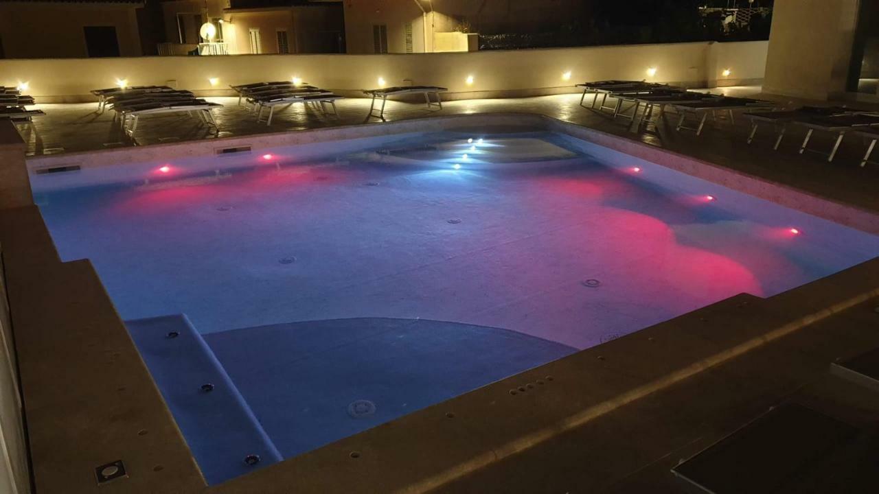 La Contessa Pool & Sea View Aparthotel ซานตา เตเรซา กัลลูรา ภายนอก รูปภาพ